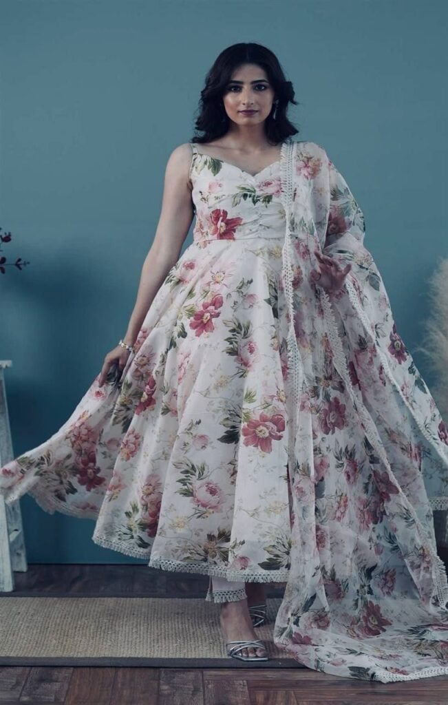 WhatsApp Image 2024 06 12 at 9.53.54 PM 1